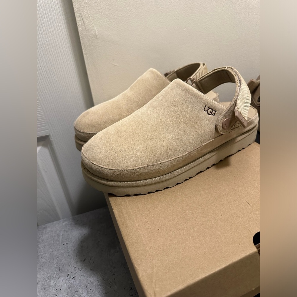 UGG GoldenStar